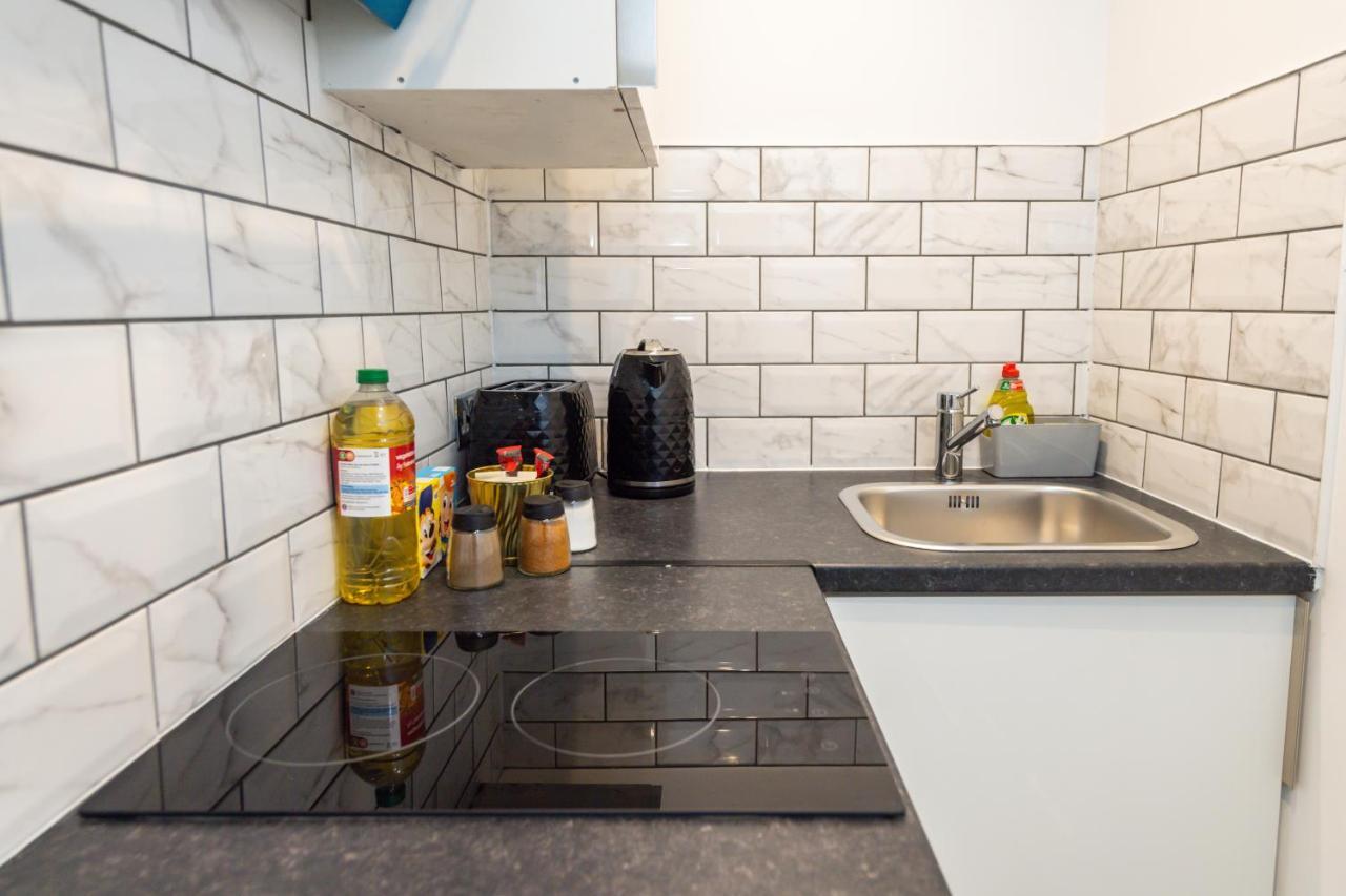 Five Seasons Liverpool City - Modern Studios Near Anfield Extérieur photo